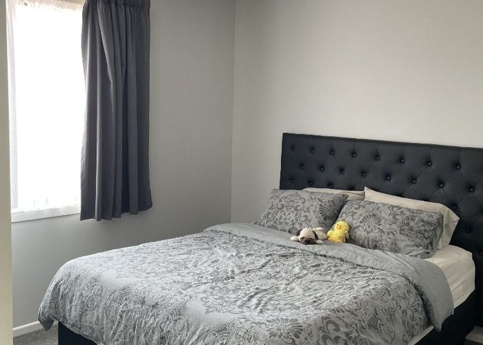  at 49/21 Armoy Drive, Botany Downs, Manukau City, Auckland