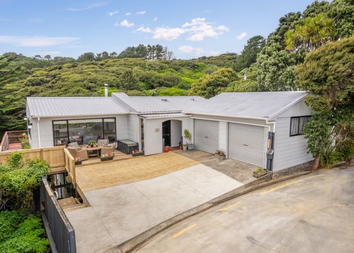  at 20 Roys Road, Plimmerton, Porirua, Wellington