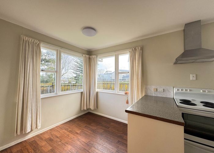  at 2/5 Carole Crescent, Pakuranga, Manukau City, Auckland