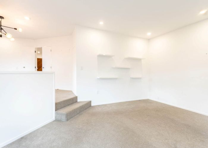  at 2/33 Mcarthur Avenue, St Heliers, Auckland