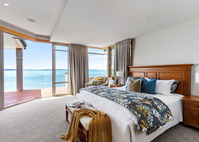  at 32 Cliff Road, Torbay, North Shore City, Auckland