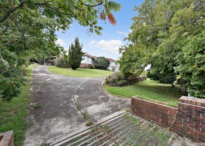  at 60 Hillside Road, Mount Wellington, Auckland