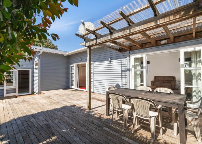  at 29 Queensway, Three Kings, Auckland