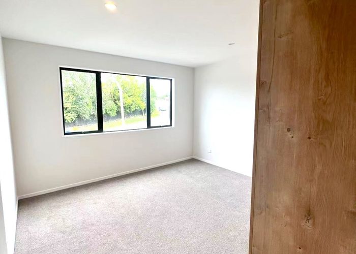  at 1 Benchmark Drive, Massey, Waitakere City, Auckland