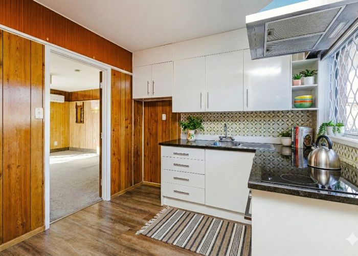  at 2/75 Coronation Road, Papatoetoe, Manukau City, Auckland