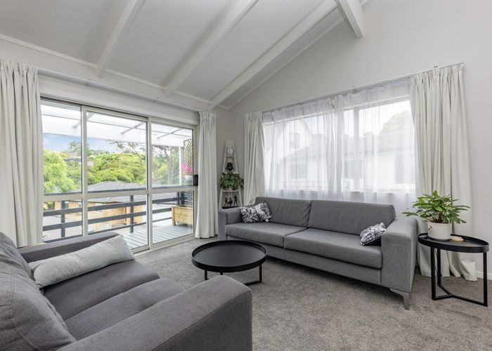  at 20 Bel Air DR, Hillsborough, Auckland