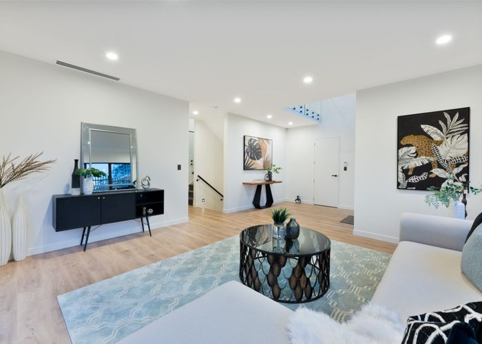  at 15 Kate Duncan Drive, Swanson, Waitakere City, Auckland