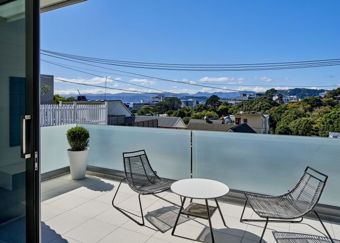  at 1 Upper Lewisville Terrace, Thorndon, Wellington