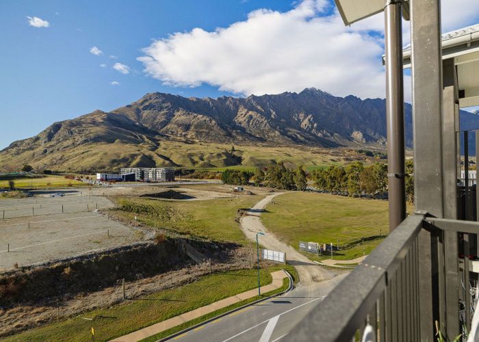  at 609/10 Copper Beech Avenue, Frankton, Queenstown