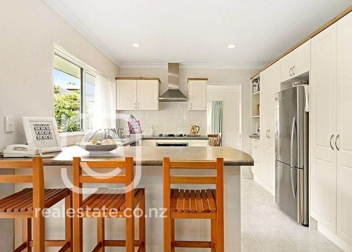  at 23 Oakridge Way, Northpark, Manukau City, Auckland