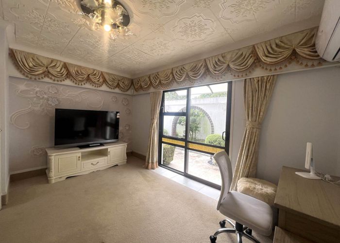  at 205A Te Atatu Road, Te Atatu South, Waitakere City, Auckland