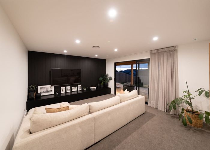  at 21 Monaco Grove, Fitzherbert, Palmerston North