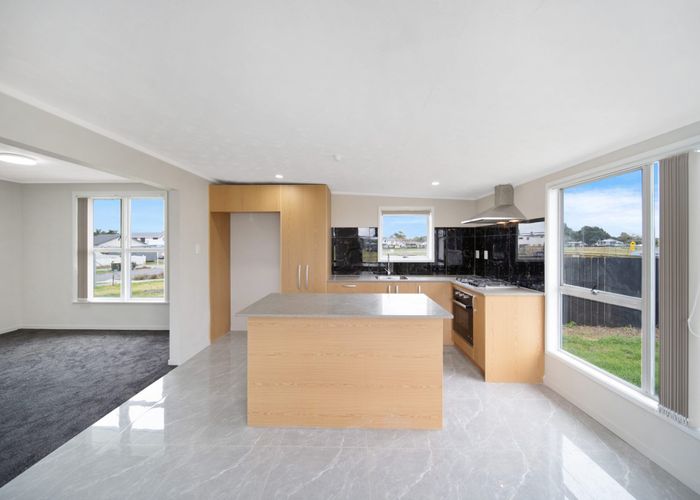  at 15 Mayflower Close, Mangere East, Manukau City, Auckland