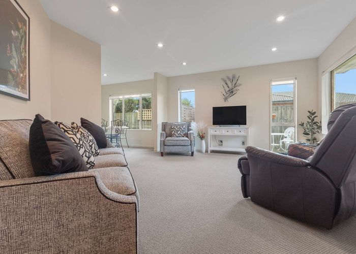 at 32 Carroll Place, Owhata, Rotorua