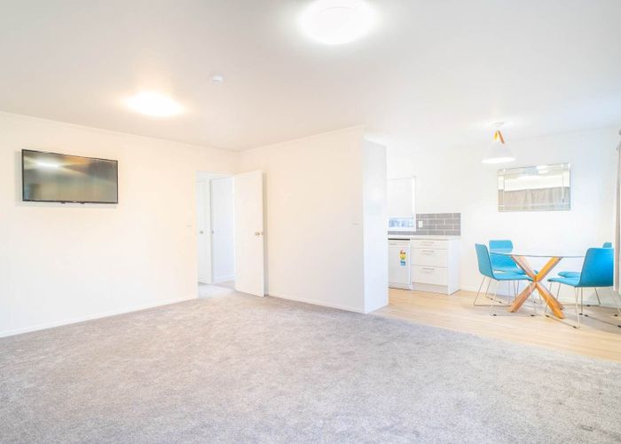  at 2/76 Mcannalley Street, Manurewa East, Manukau City, Auckland