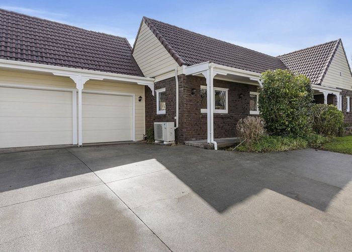  at 14 Steeple Rise, Pakuranga, Auckland
