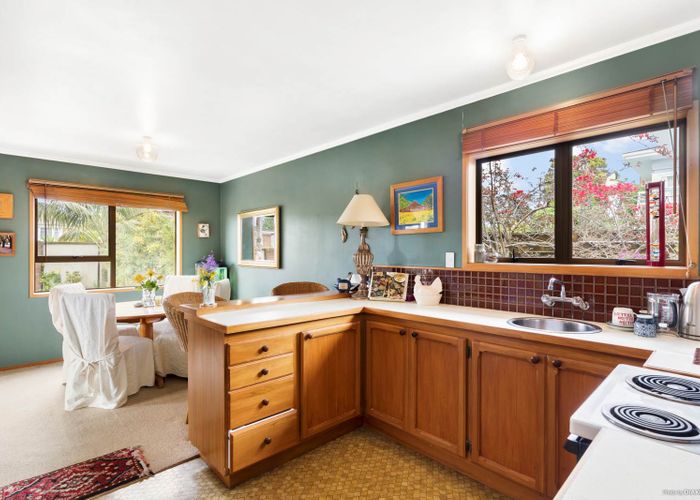  at 1/27 Watea Road, Sandringham, Auckland