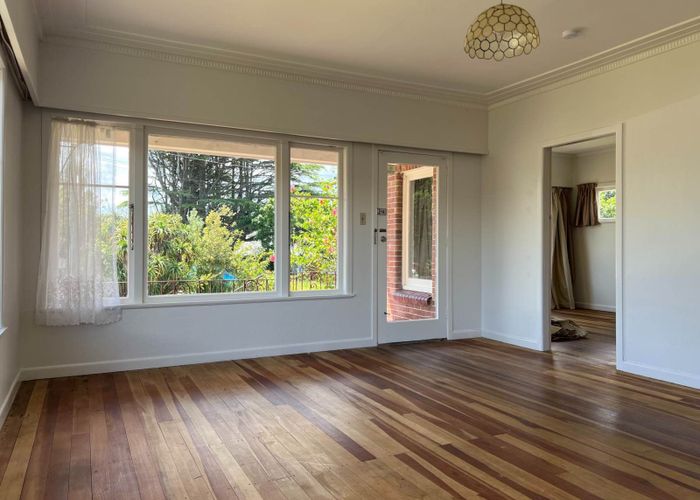  at 41 Sutherland Road, Point Chevalier, Auckland