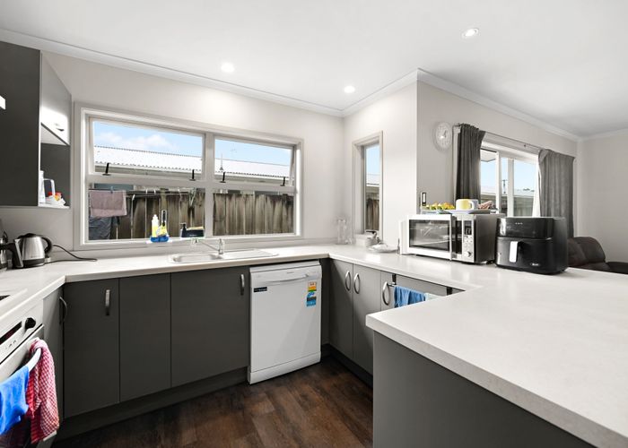  at 27F Greensboro Street, Hamilton East, Hamilton, Waikato