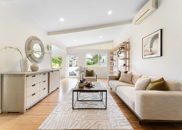  at 9 Bowman Road, Forrest Hill, North Shore City, Auckland