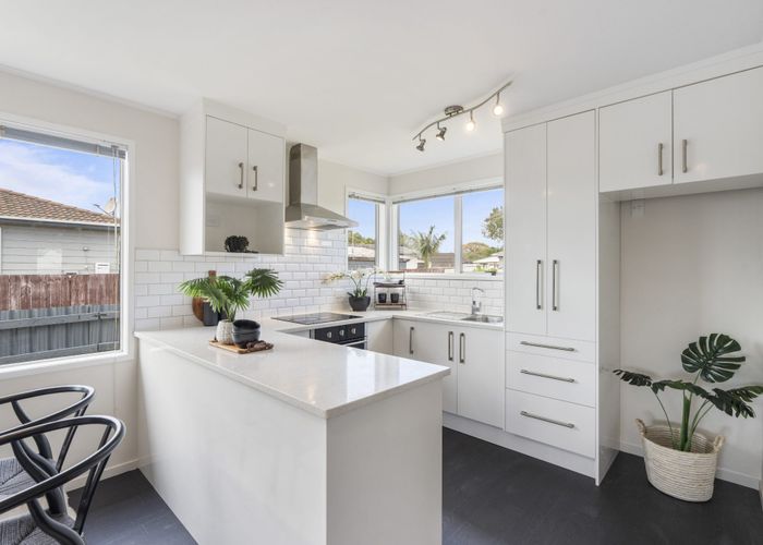  at 26 Growers Lane, Mangere East, Auckland