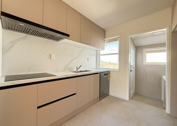  at 2/6 Bracken Ave, Takapuna, North Shore City, Auckland