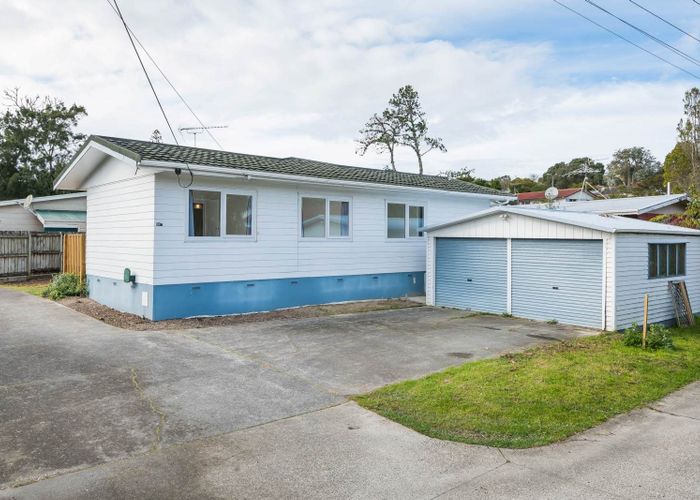  at 1/62 Glenvar Road, Torbay, Auckland