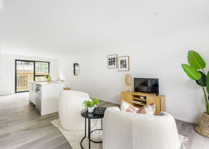  at 34 Ara Mara Hua, Henderson, Waitakere City, Auckland