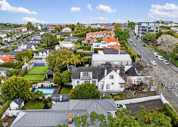  at 23 Orakei Road, Remuera, Auckland