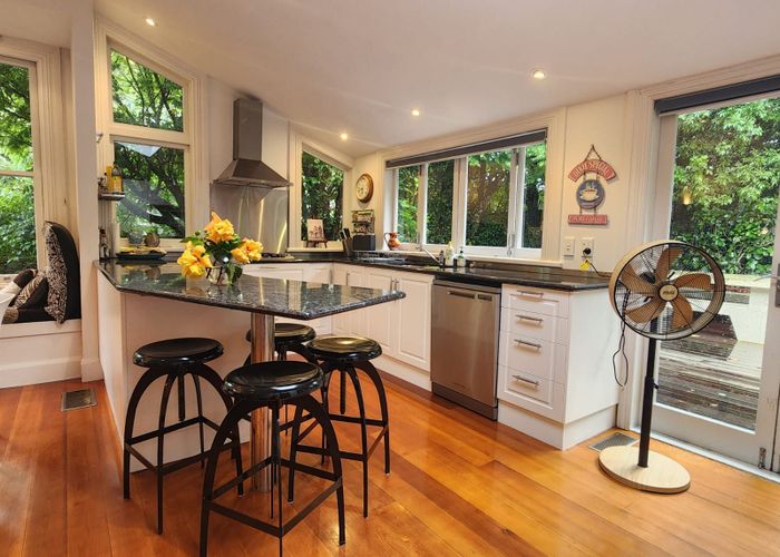  at 19 Kingsview Road, Mount Eden, Auckland City, Auckland
