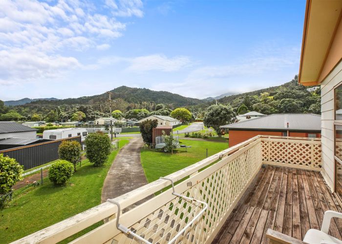  at 17 West Crescent, Te Puru, Thames