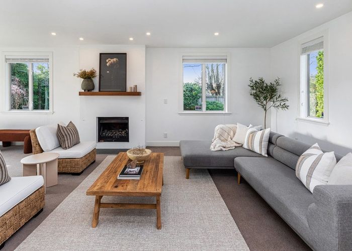  at 3 Wherstead Road, Cashmere, Christchurch City, Canterbury