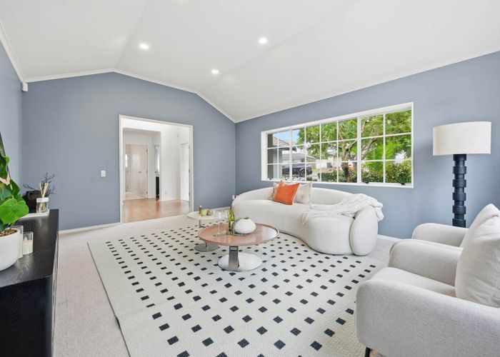  at 10 Highgate Place, Somerville, Manukau City, Auckland