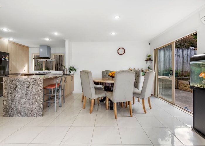  at 3 Fairchild Avenue, Goodwood Heights, Manukau City, Auckland