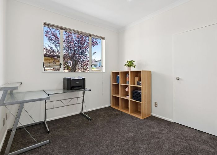  at 74 Baverstock Road, Flat Bush, Auckland