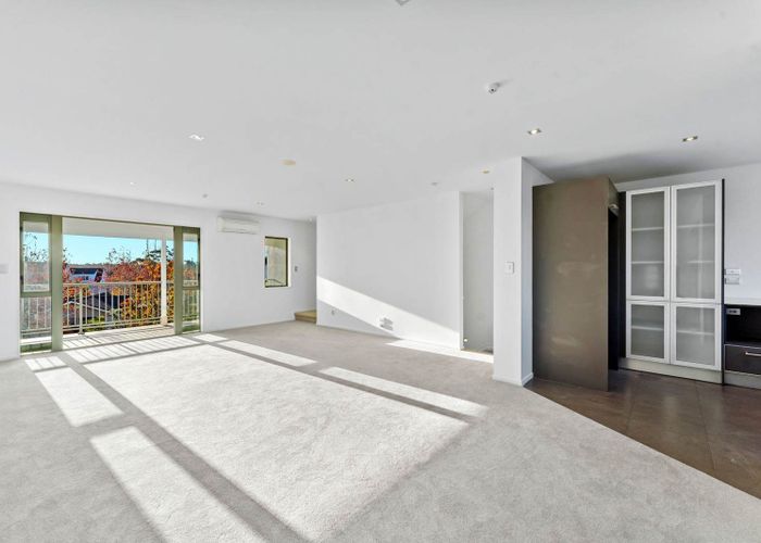  at 2-11 Hatfield Place, Albany, North Shore City, Auckland