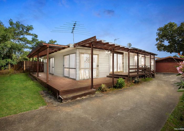  at 55 Boundary Road, Clover Park, Auckland