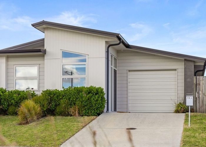  at 14A Tamapahore Boulevard, Papamoa Beach, Papamoa