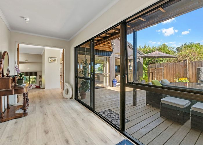  at 16 Tindalls Bay Road, Tindalls Beach, Whangaparaoa