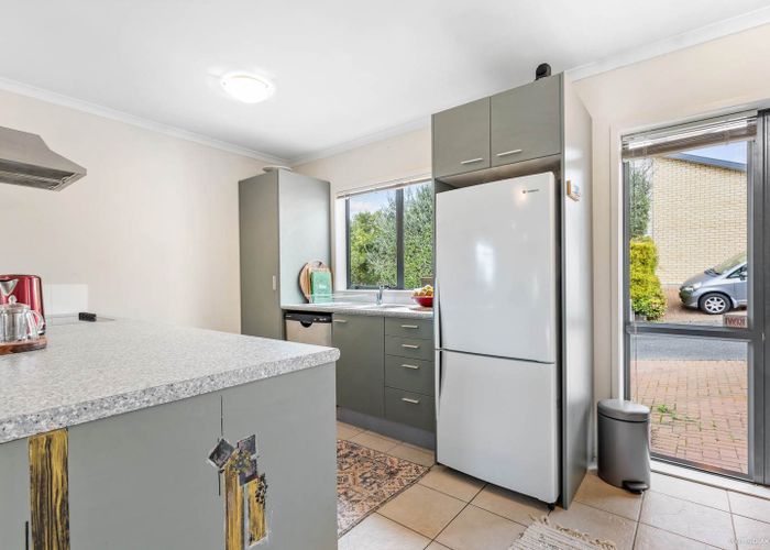  at 12/55 Verbena Road, Birkdale, North Shore City, Auckland