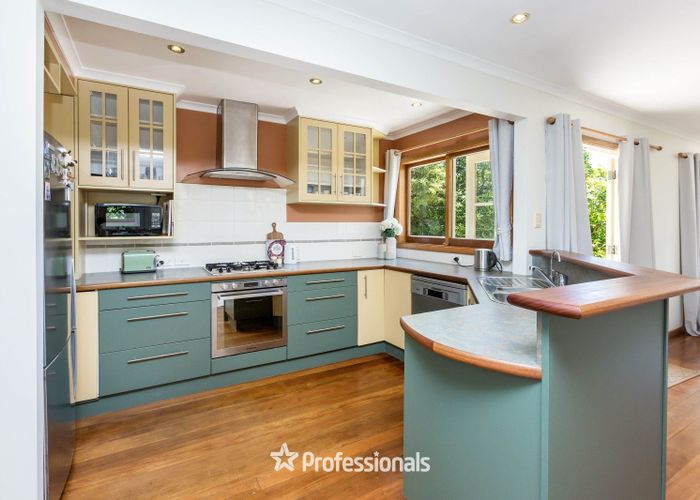  at 14 Prouse Grove, Silverstream, Upper Hutt, Wellington