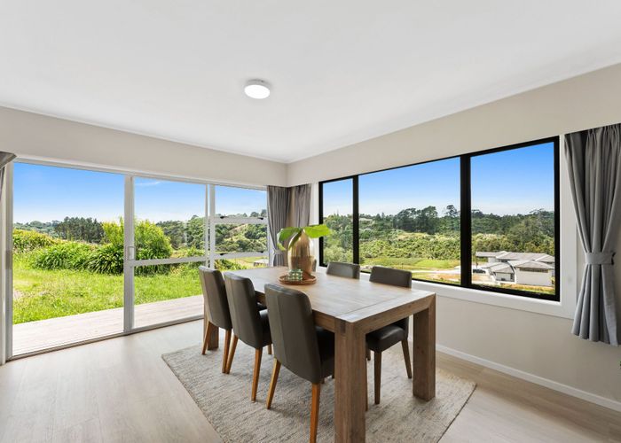 at 57 Masons Road, East Tamaki Heights, Manukau City, Auckland