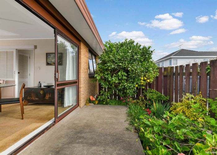  at 1/60 Vivian Wilson Drive, Eastern Beach, Auckland
