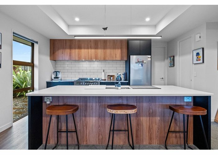  at 656C Tay Street, Glengarry, Invercargill
