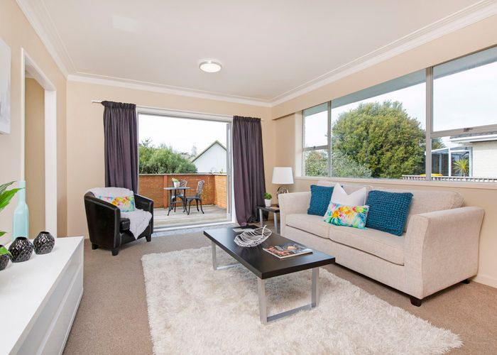  at 4/58 Wellington Street, Howick, Auckland
