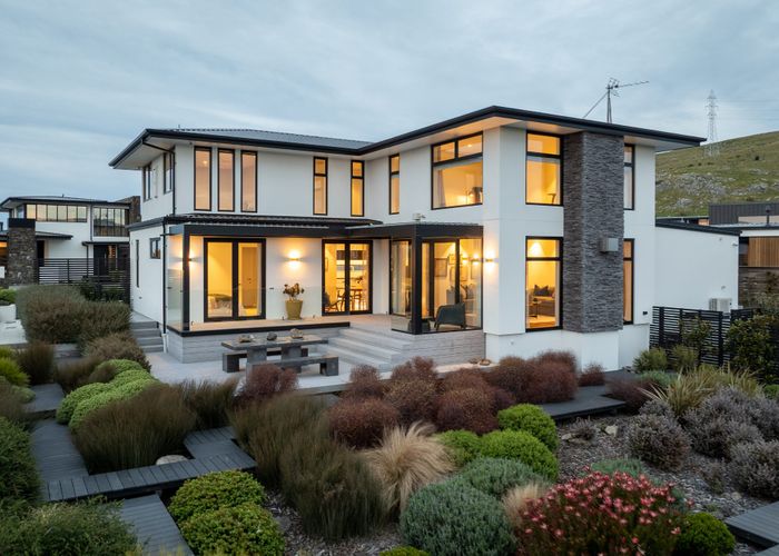  at 9 Parkridge Place, Mount Pleasant, Christchurch City, Canterbury