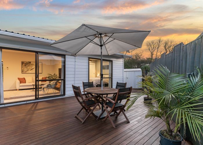  at 3/187 Richardson Road, Mount Roskill, Auckland