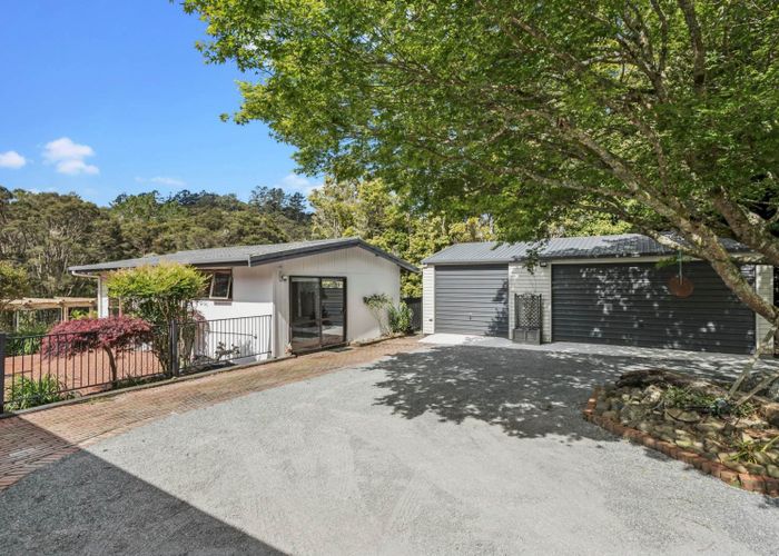  at 23-25 Mountain Road, Henderson Valley, Waitakere City, Auckland