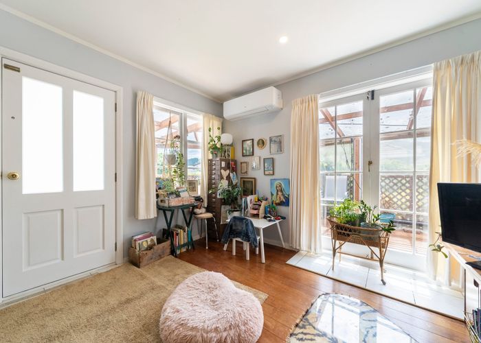  at 40 Henry Street, Ebdentown, Upper Hutt, Wellington