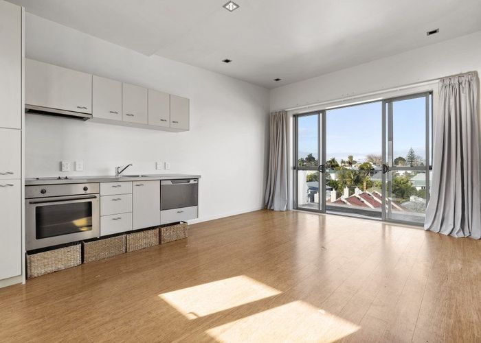  at 3i/17 Blake Street, Ponsonby, Auckland City, Auckland